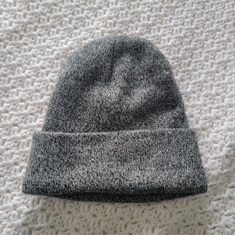 Carhartt Knit Cuffed Beanie Black/White Women's OS - Picture 2 of 3